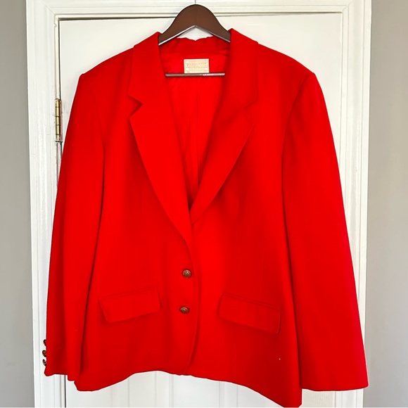 Pendleton Vintage 100% Virgin Wool Woman's Red Blazer jacket - Gold buttons - Picture 1 of 11